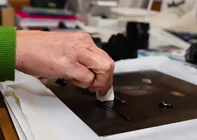 Preparing a cat acid etching 2